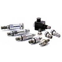 Reparación de repuestos para excavadoras JCB Volvo Caterpillar Komatsu Polska